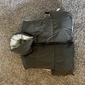 Zara Dark Green Puffer Vest